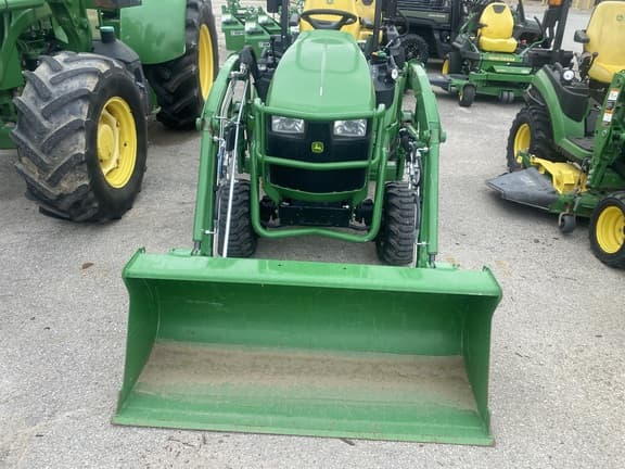 Image of John Deere 1025R equipment image 4