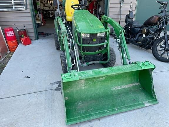 Image of John Deere 1025R equipment image 3