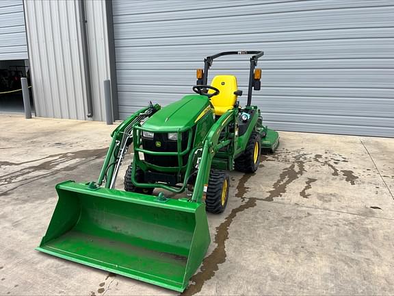 Image of John Deere 1025R equipment image 4