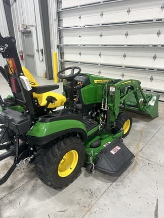 Image of John Deere 1025R equipment image 3