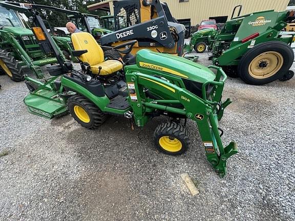 Image of John Deere 1025R equipment image 4