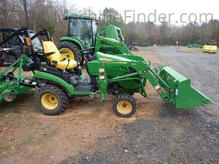 2022 John Deere 1025R Equipment Image0