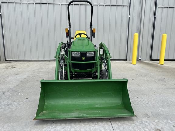 Image of John Deere 1025R equipment image 4