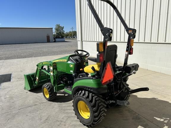 Image of John Deere 1025R equipment image 2