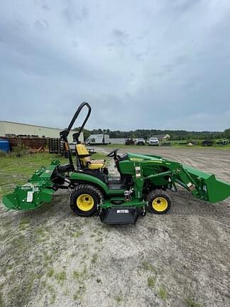 Image of John Deere 1025R equipment image 3