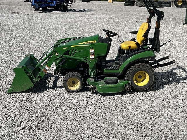 Image of John Deere 1025R equipment image 2