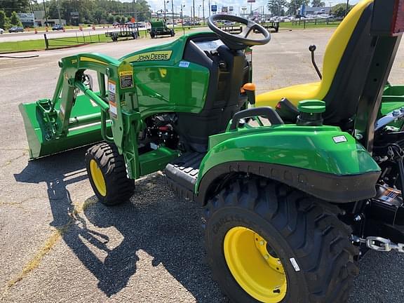 Image of John Deere 1025R equipment image 3