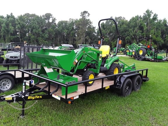 Image of John Deere 1025R equipment image 2