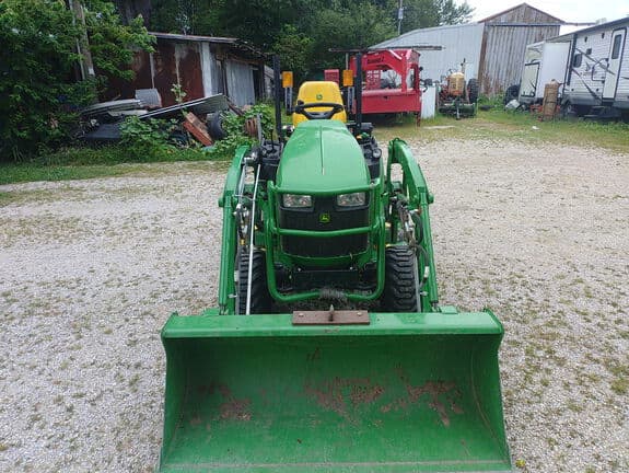 Image of John Deere 1025R equipment image 4