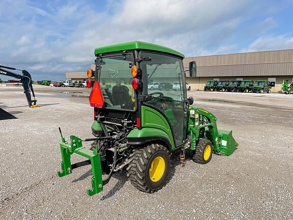 Image of John Deere 1025R equipment image 4