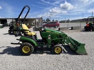 2022 John Deere 1025R Image