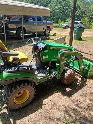 Image of John Deere 1025R equipment image 3
