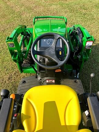 Image of John Deere 1025R equipment image 3