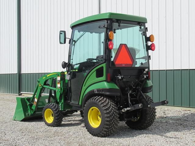 Image of John Deere 1025R equipment image 2