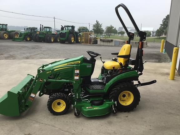 Image of John Deere 1025R equipment image 2