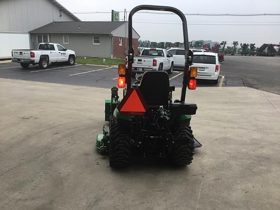 Image of John Deere 1025R equipment image 4