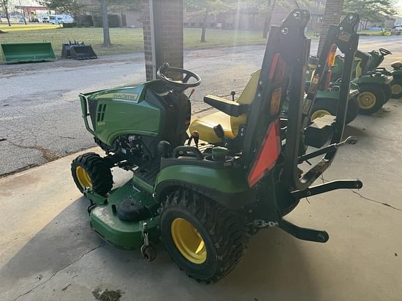 Image of John Deere 1025R equipment image 3