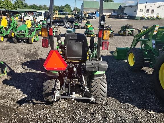 Image of John Deere 1025R equipment image 1