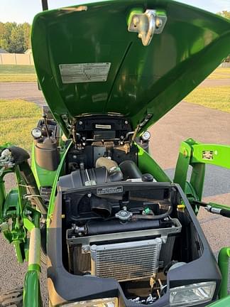 Image of John Deere 1025R equipment image 4