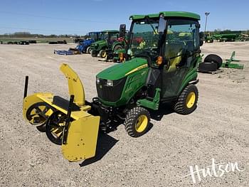 2022 John Deere 1025R Equipment Image0