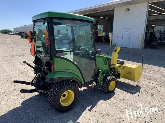 Image of John Deere 1025R equipment image 3