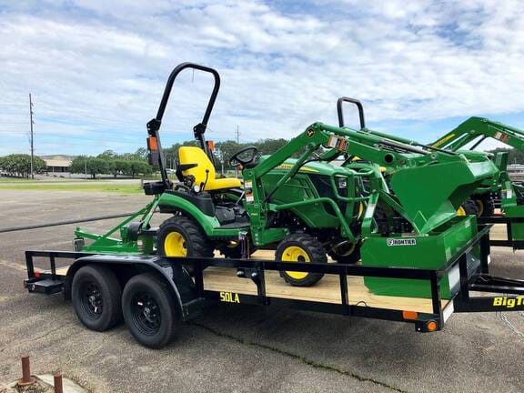 2024 John Deere 1025R Equipment Image0