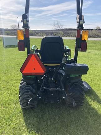 Image of John Deere 1025R equipment image 4