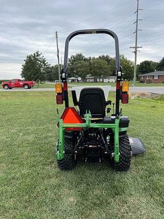 Image of John Deere 1025R equipment image 2