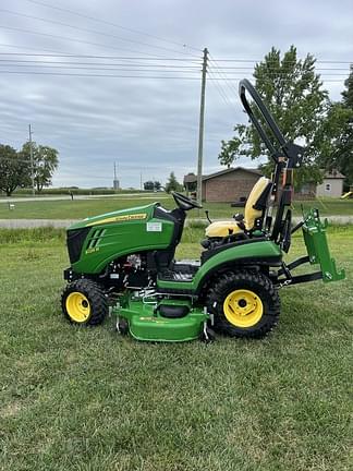 Image of John Deere 1025R equipment image 3