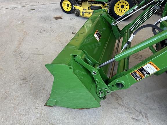 Image of John Deere 1025R equipment image 2