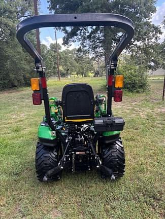 Image of John Deere 1025R equipment image 4