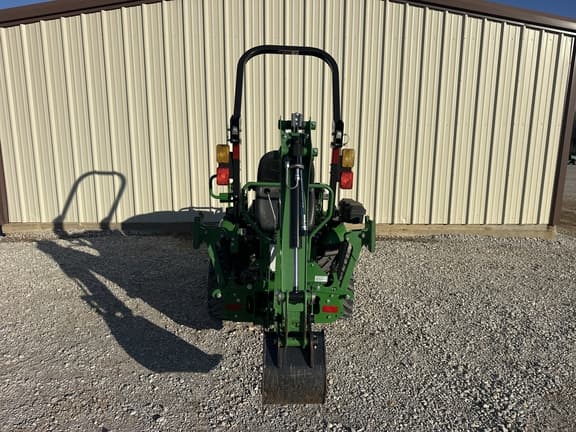 Image of John Deere 1025R equipment image 3