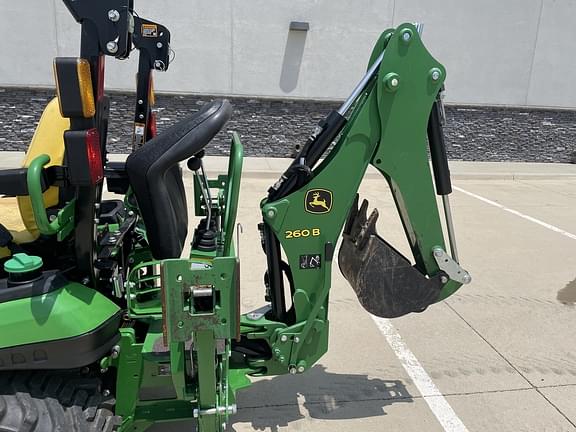 Image of John Deere 1025R equipment image 4