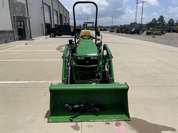 Image of John Deere 1025R equipment image 3