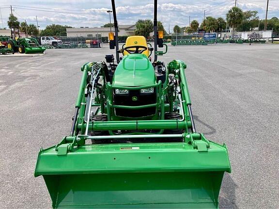 Image of John Deere 1025R equipment image 4