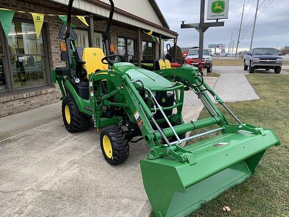 Image of John Deere 1025R equipment image 3