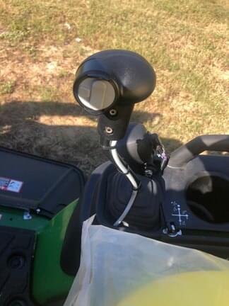 Image of John Deere 1025R equipment image 4