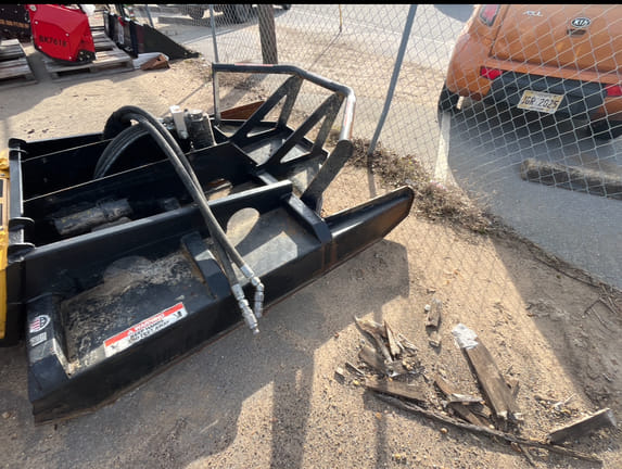 2022 Blue Diamond 103030 Equipment Image0