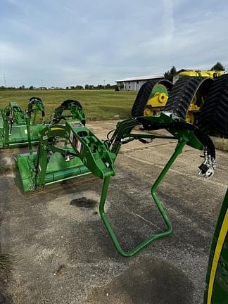 Image of John Deere 120R equipment image 4