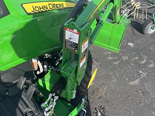 Main image John Deere 120R 7