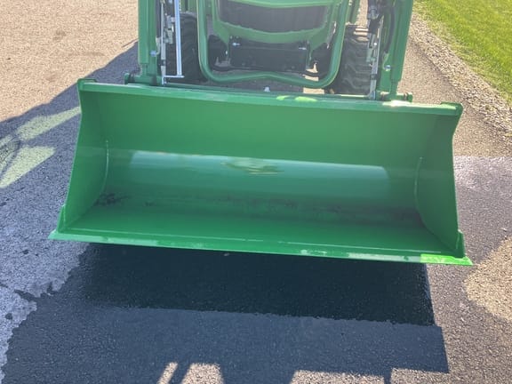 Main image John Deere 120R