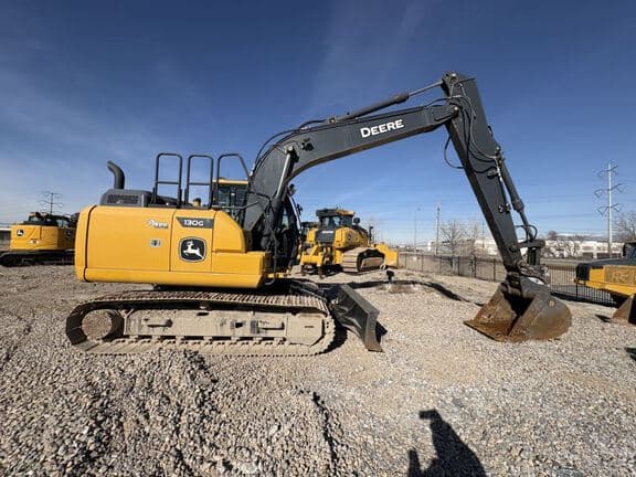 Image of John Deere 130G equipment image 1