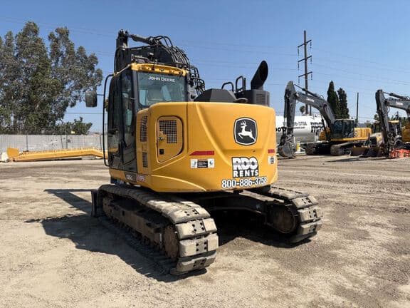Image of John Deere 135G equipment image 3