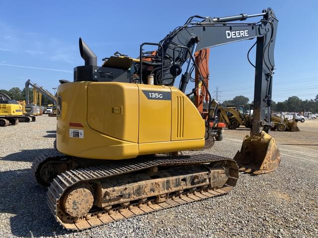 Image of John Deere 135G equipment image 2