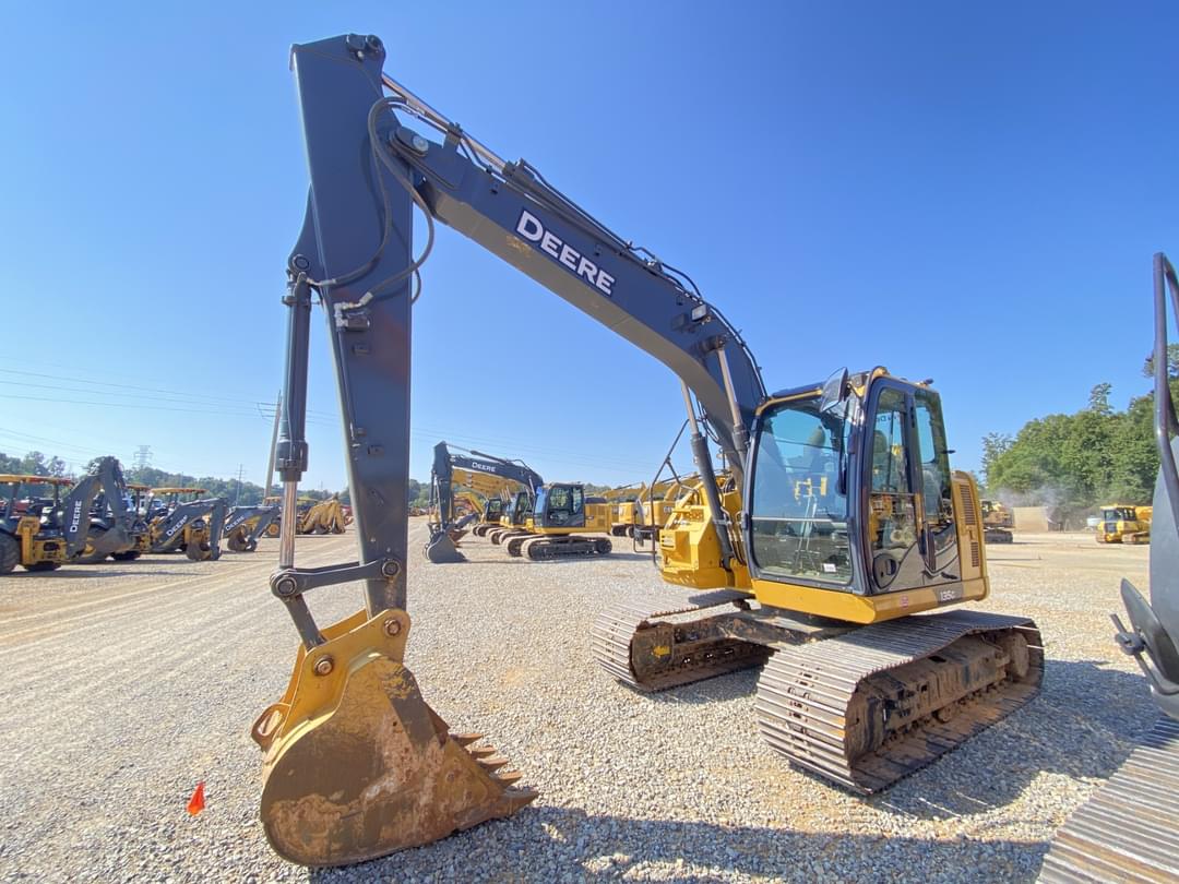 Image of John Deere 135G Primary image