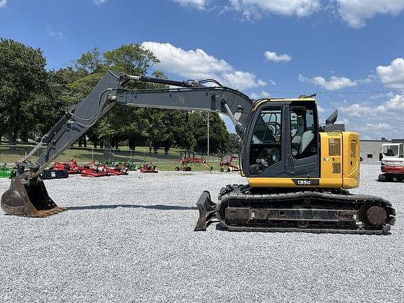 Image of John Deere 135G Primary image