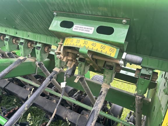 Image of John Deere 1590 equipment image 3