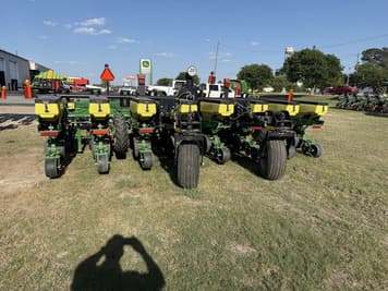 Main image John Deere 1705