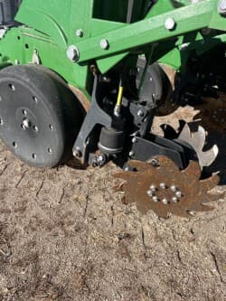 Image of John Deere 1725 equipment image 2