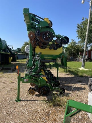 Main image John Deere 1725